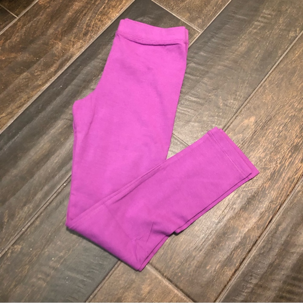 NWOT Spotted Zebra Leggings